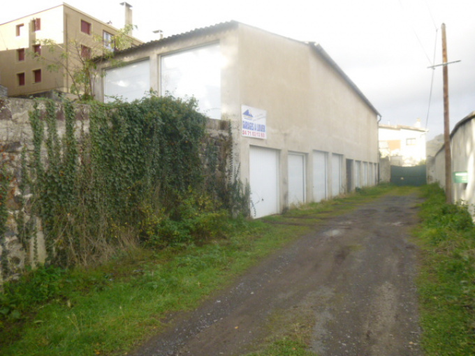 Offres de location Garage Le Puy-en-Velay (43000)