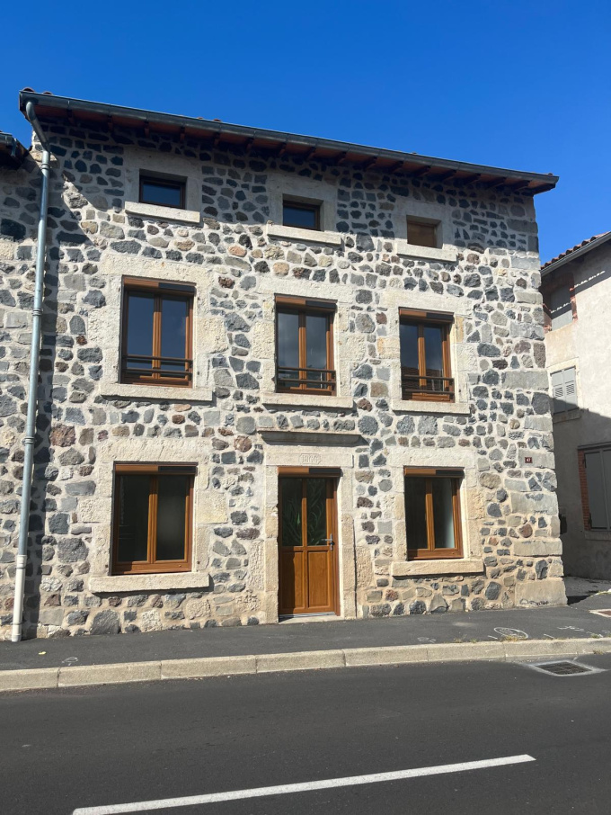 Offres de location Maison Coubon (43700)